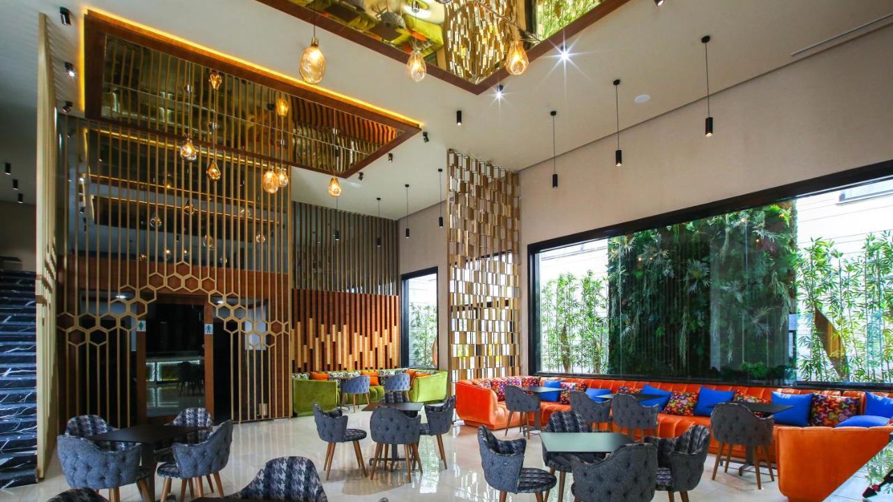 Oriental Palace By Agora Complex เตซา ภายนอก รูปภาพ